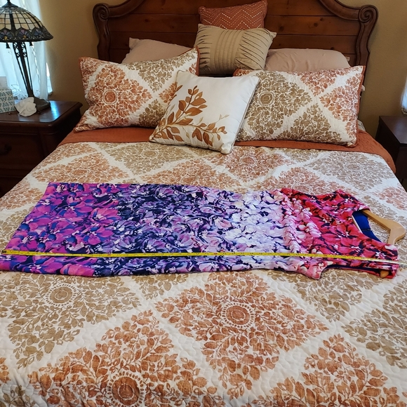 Vince Camuto Floral Sleeveless Dress w/Zipper Back - Picture 10 of 14